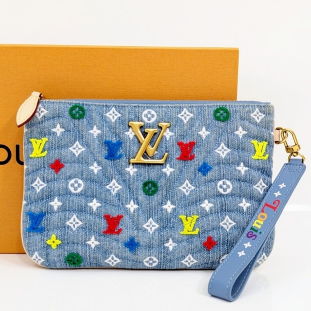 ✨️Like New . Authentic Louis Vuitton multicolor New Wave Denim wristlet pouch - Picture 17 of 17